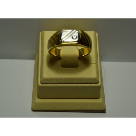 Золотое кольцо с бриллиантом 71-5